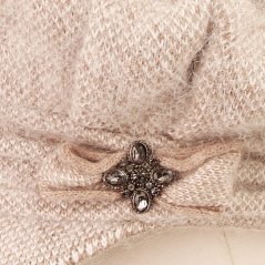 Dámský pletený baret s kšiltem - vzor 21 - krémová