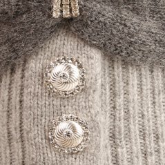 Dámská zimní pletená kašmírová čepice  - vzor 055 - světle šedá - s mašlí a kamínky